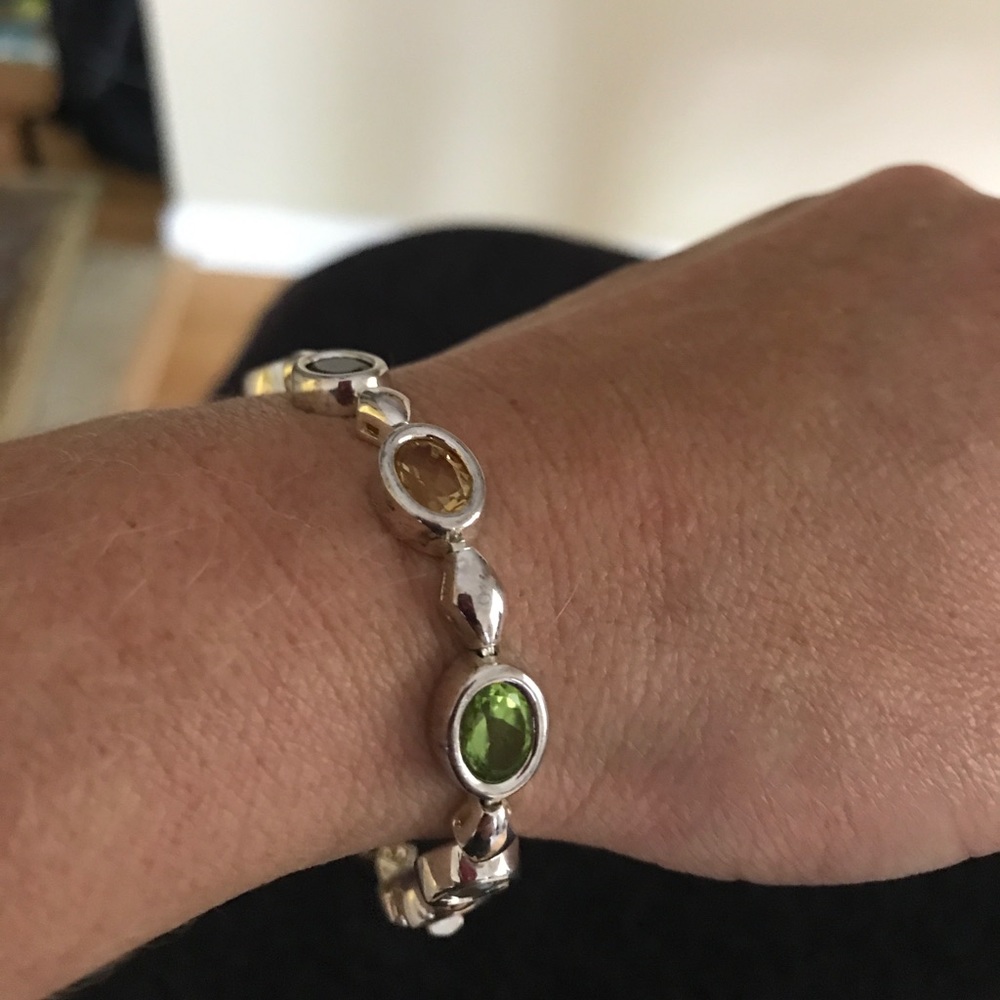 Bracelet