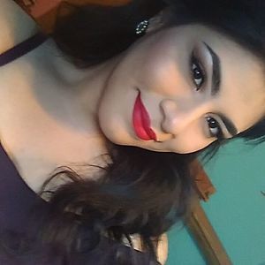 Meet your Posher, Noemi