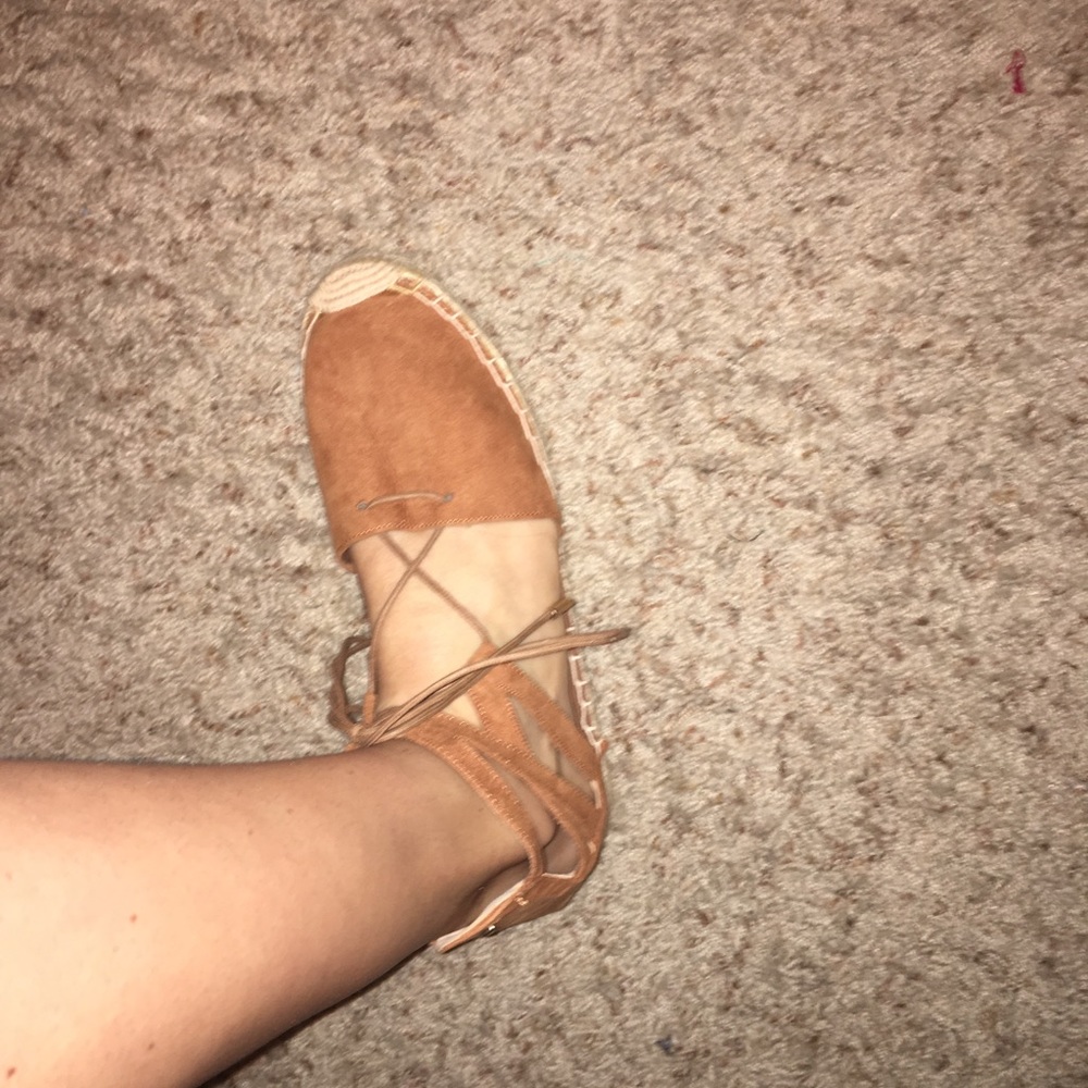 LACE SANDALS - Picture 4 of 4