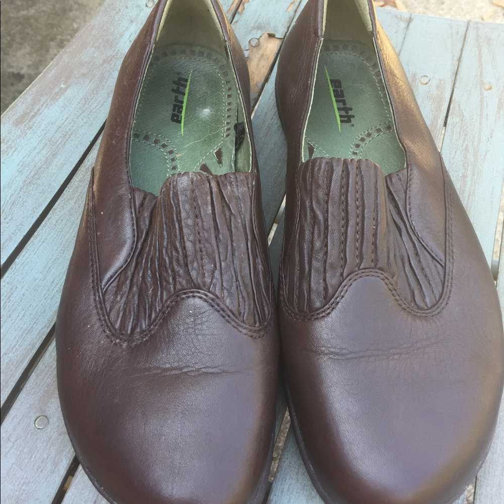 Women's Earth 'Frida' Brown Leather Shoes Size 8B