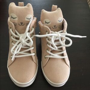 NWOT Old Navy High Tops
