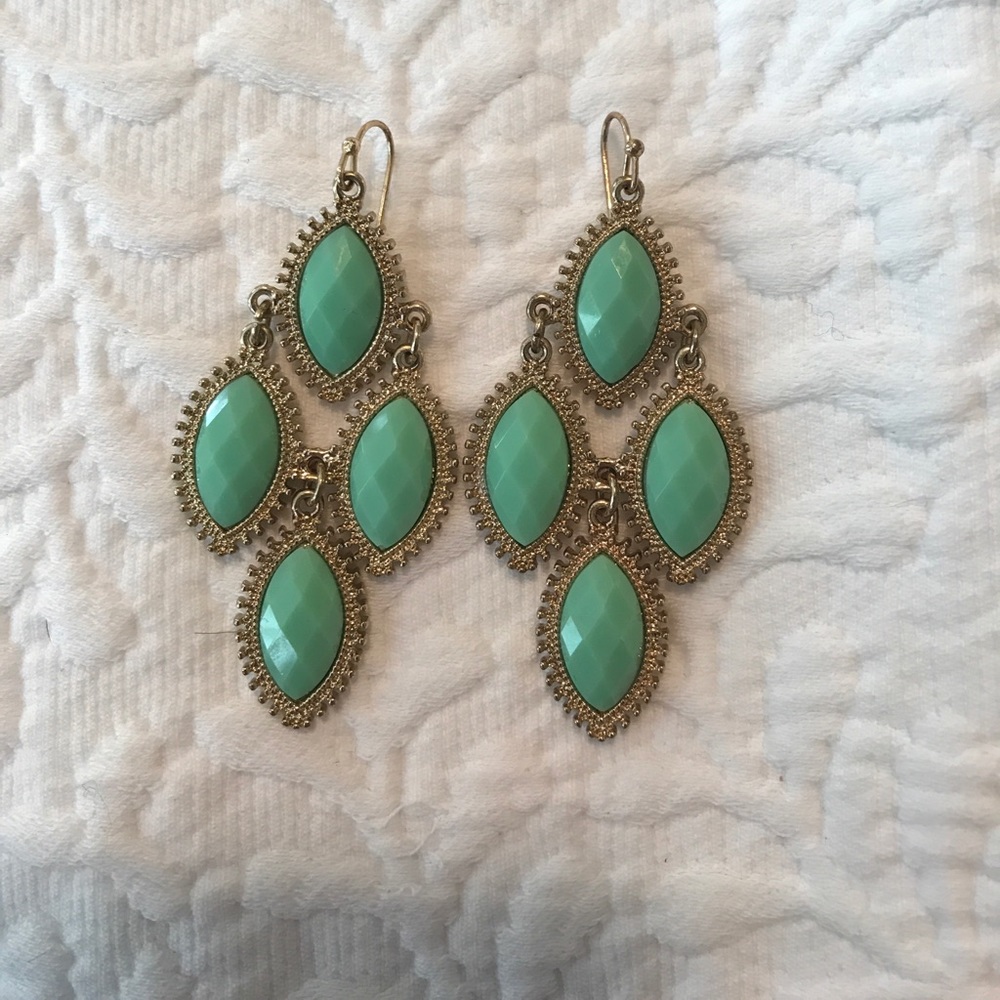 Boutique mint earrings