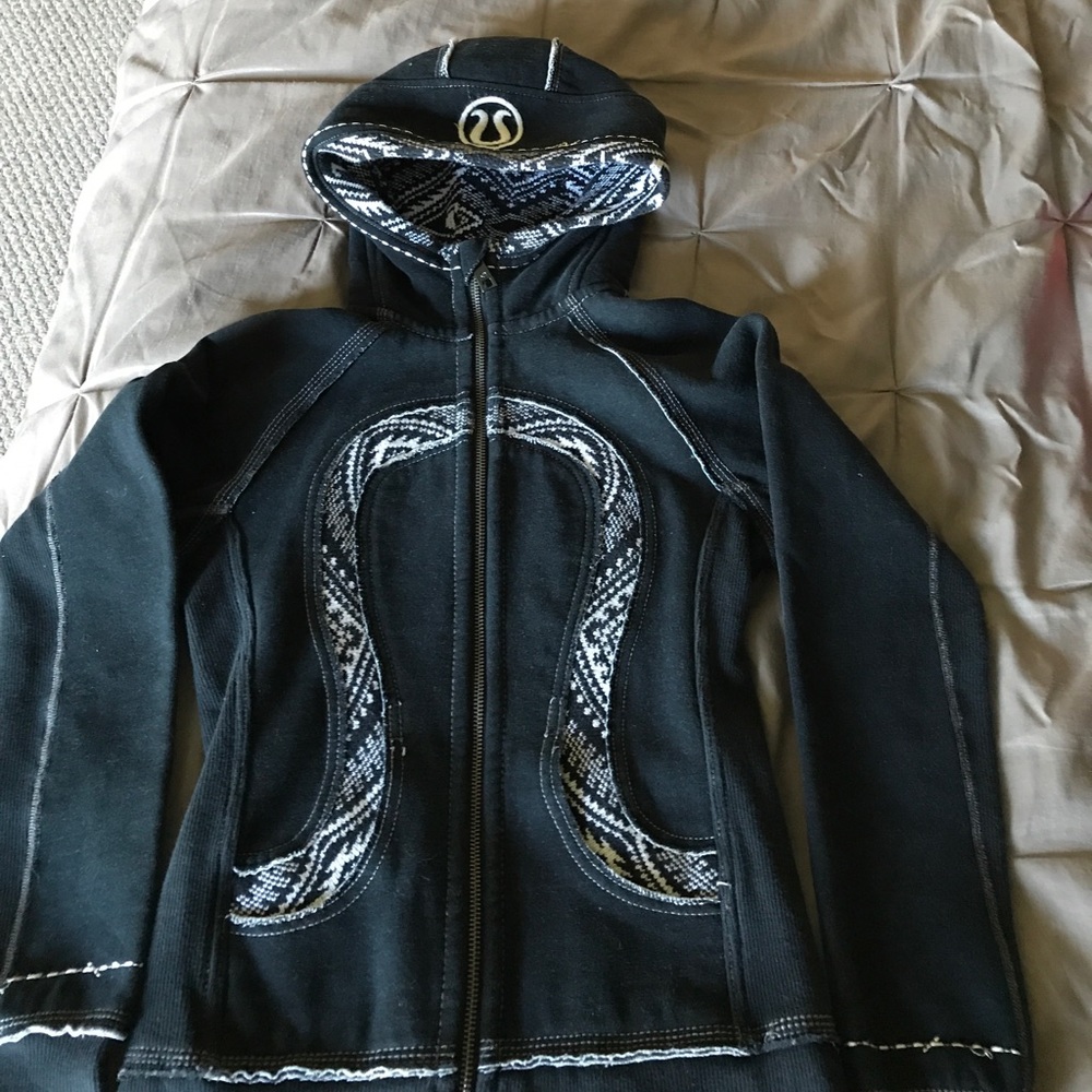 Lululemon zip sweatshirt special edition