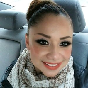 Meet your Posher, Karina