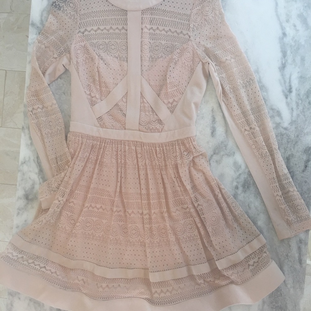 bebe lace dress