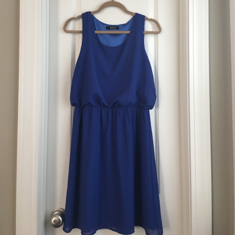 41Hawthorn Dress. Size M.