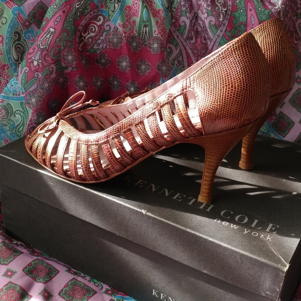 Kenneth Cole Open Pumps