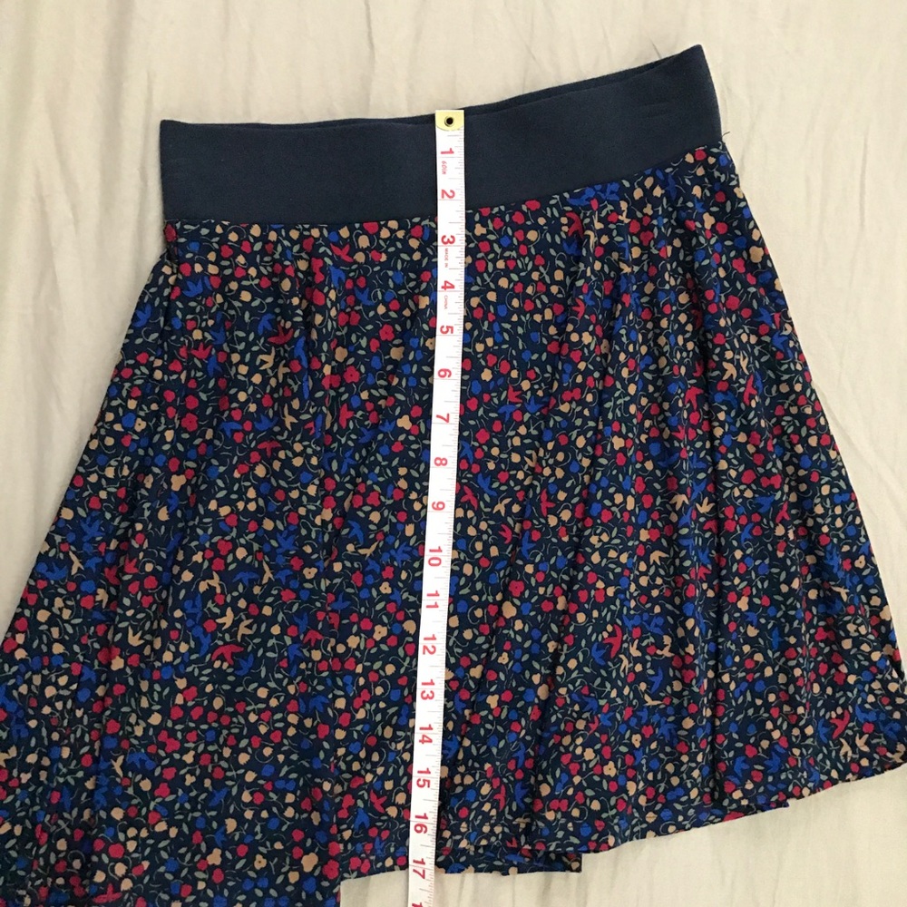 Uniqlo skirt