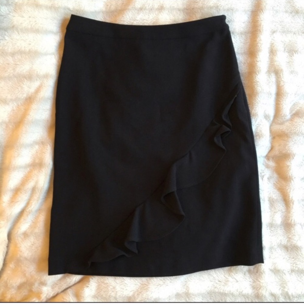 Club Monaco Black Ruffled Pencil Skirt
