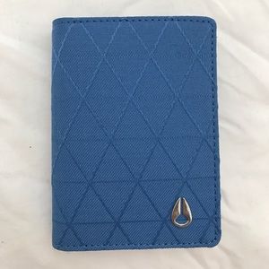 NWT - Nixon Port RF Card Wallet - Vivid Blue