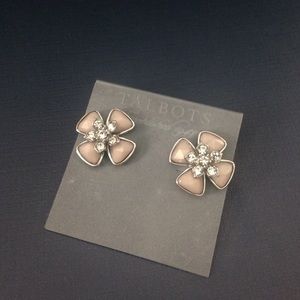 Stunning Double Earring!