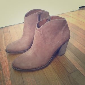 Lucky Brand Eller Boots