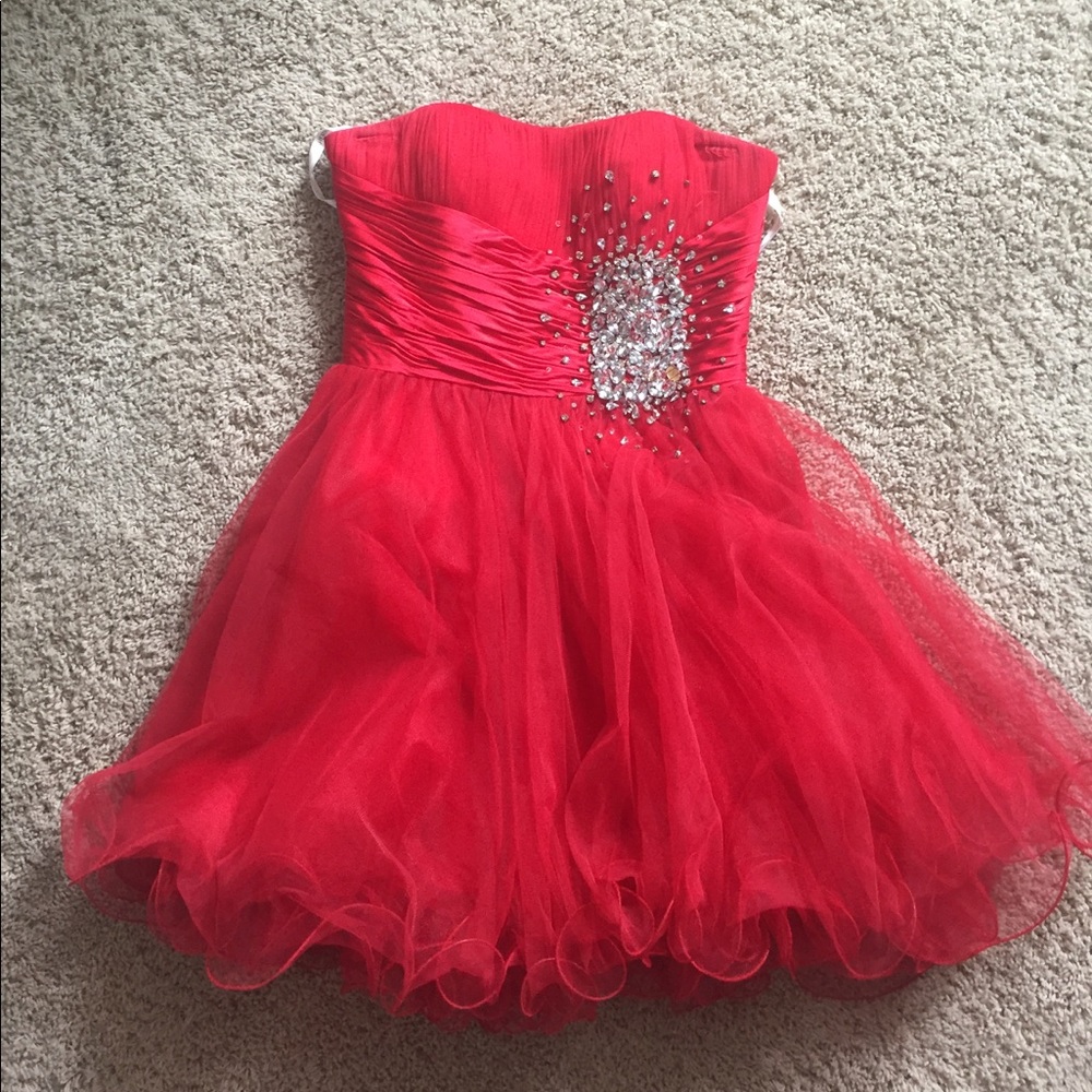 Sherri Hill Short Red Chiffon dress