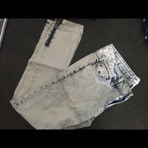 Acid Wash Jeans