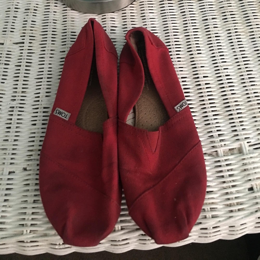 Red Tom's
