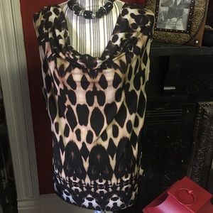 Sleeveless blouse / Cami