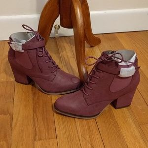 Michael Antonio Burgundy Mime Booties