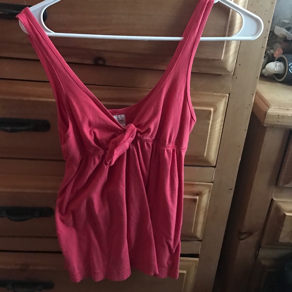 Abercrombie & Fitch V-neck