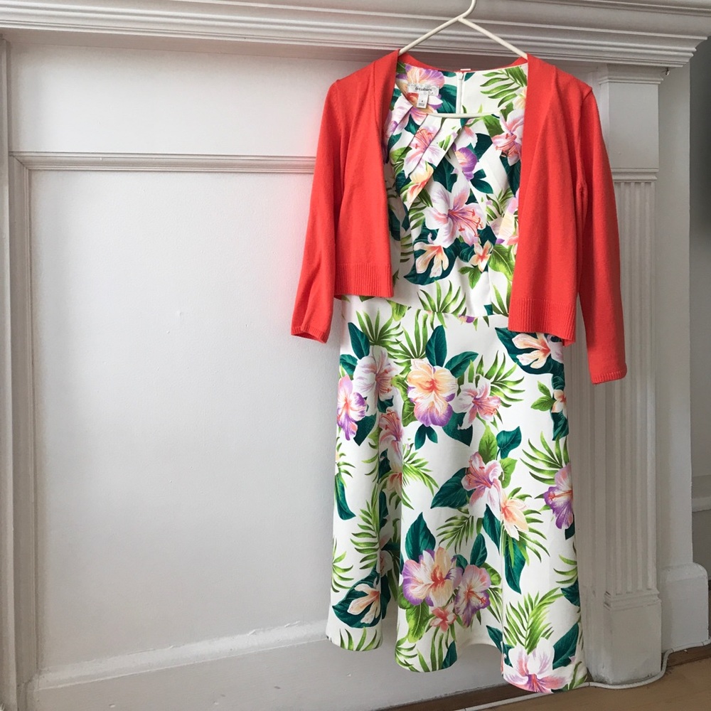 Delicate floral print dress🌺