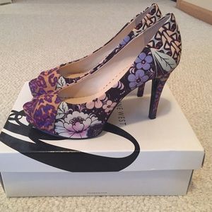 Nine West Multi-pattern Peep Toe Pumps