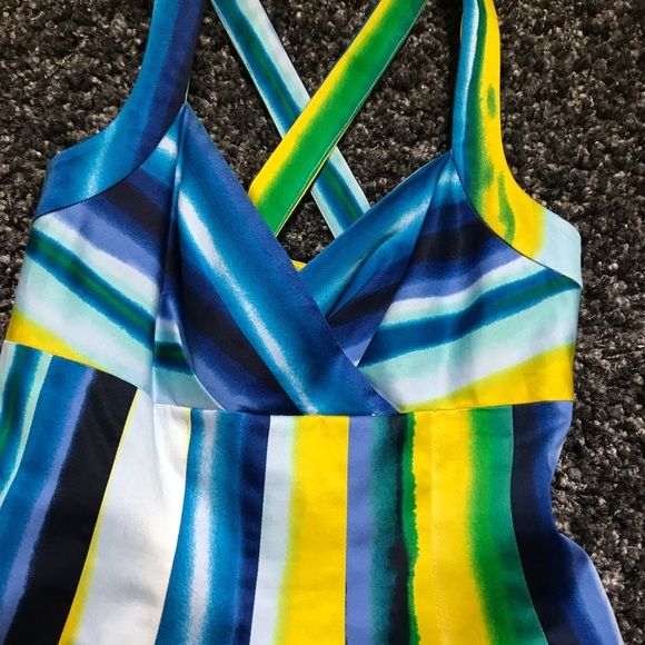 Calvin Klein Dress. Size 2. - Picture 2 of 5