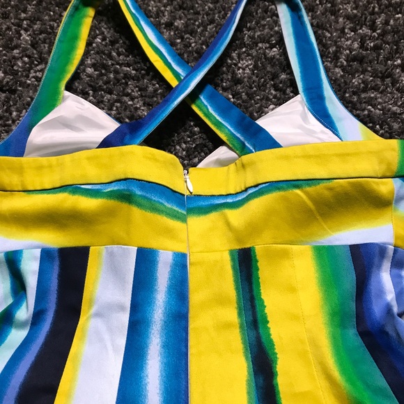 Calvin Klein Dress. Size 2. - Picture 3 of 5