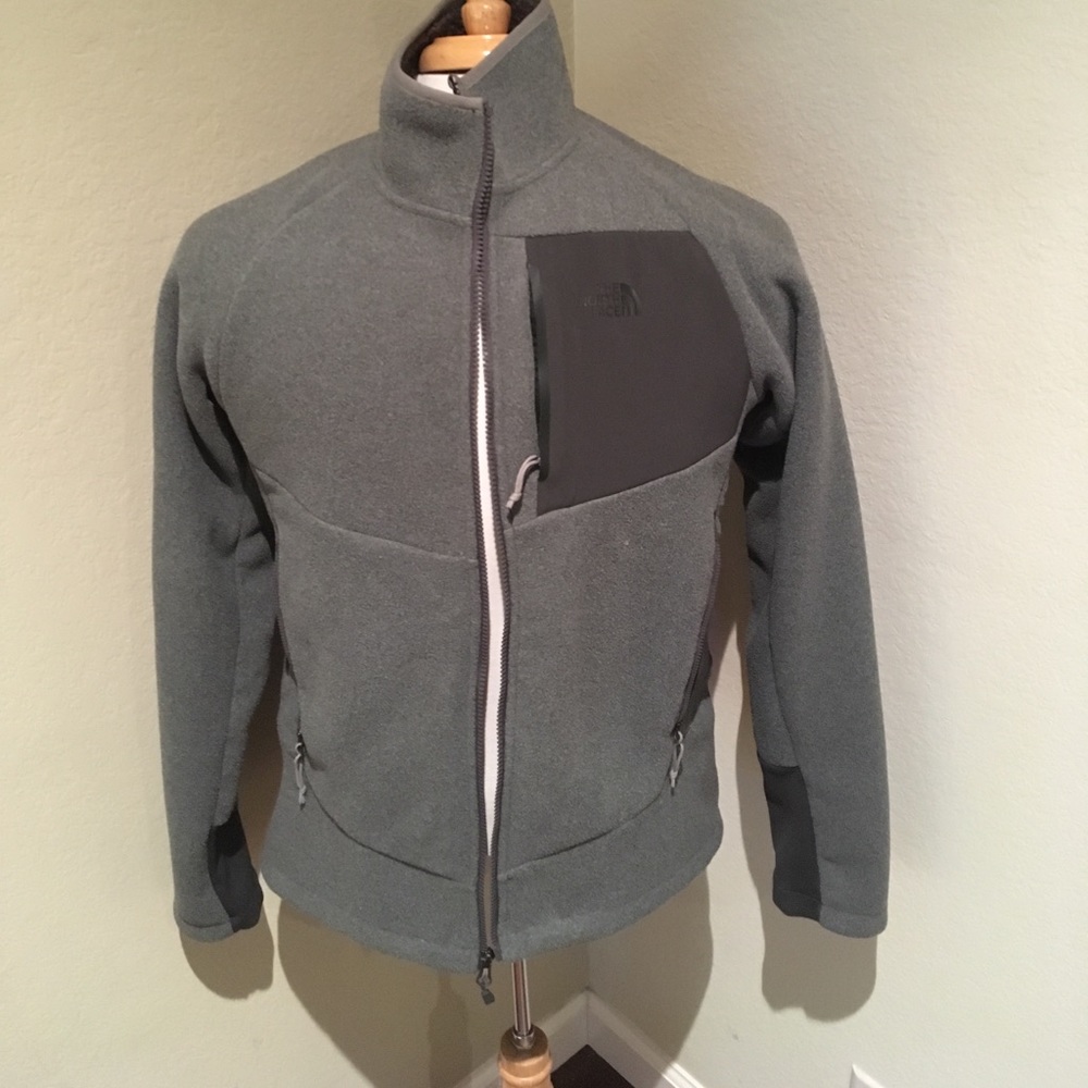 Men's north face fleece full zip jacket, worn 2x