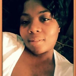 Meet your Posher, Tia