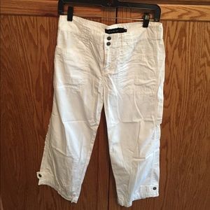 White cotton capris