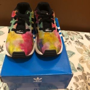 Adidas toddler sneakers