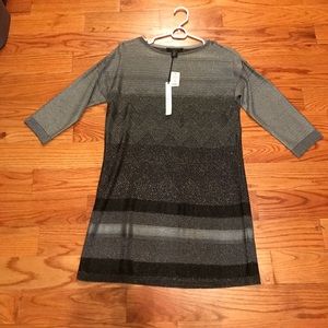 3/4 sleeve tunic top White House black market