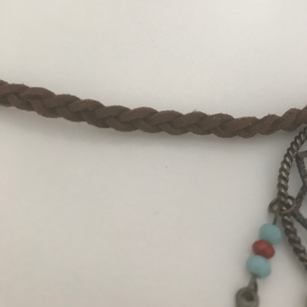 FOREVER 21 NECKLACE. - Picture 6 of 6