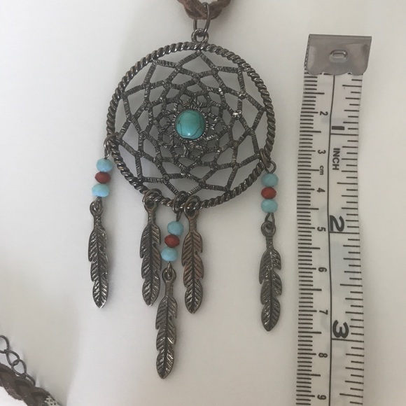 FOREVER 21 NECKLACE. - Picture 3 of 6