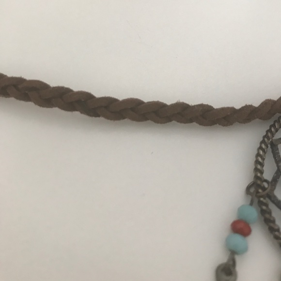 FOREVER 21 NECKLACE. - Picture 6 of 6