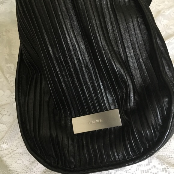 Calvin Klein | Fancy Faux Leather Black Pleated Tote - Picture 3 of 9