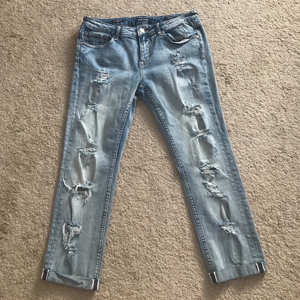 VIGOSS Distressed Tomboy Jeans