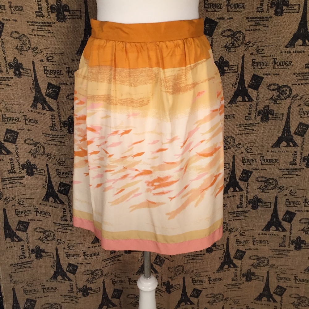We Love Vera Anthropologie Goldfish Skirt Size 8 - Picture 3 of 8