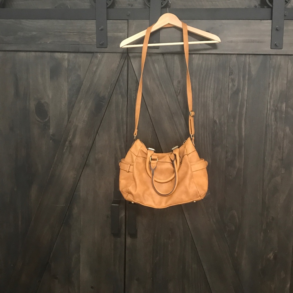 Shoulder bag!
