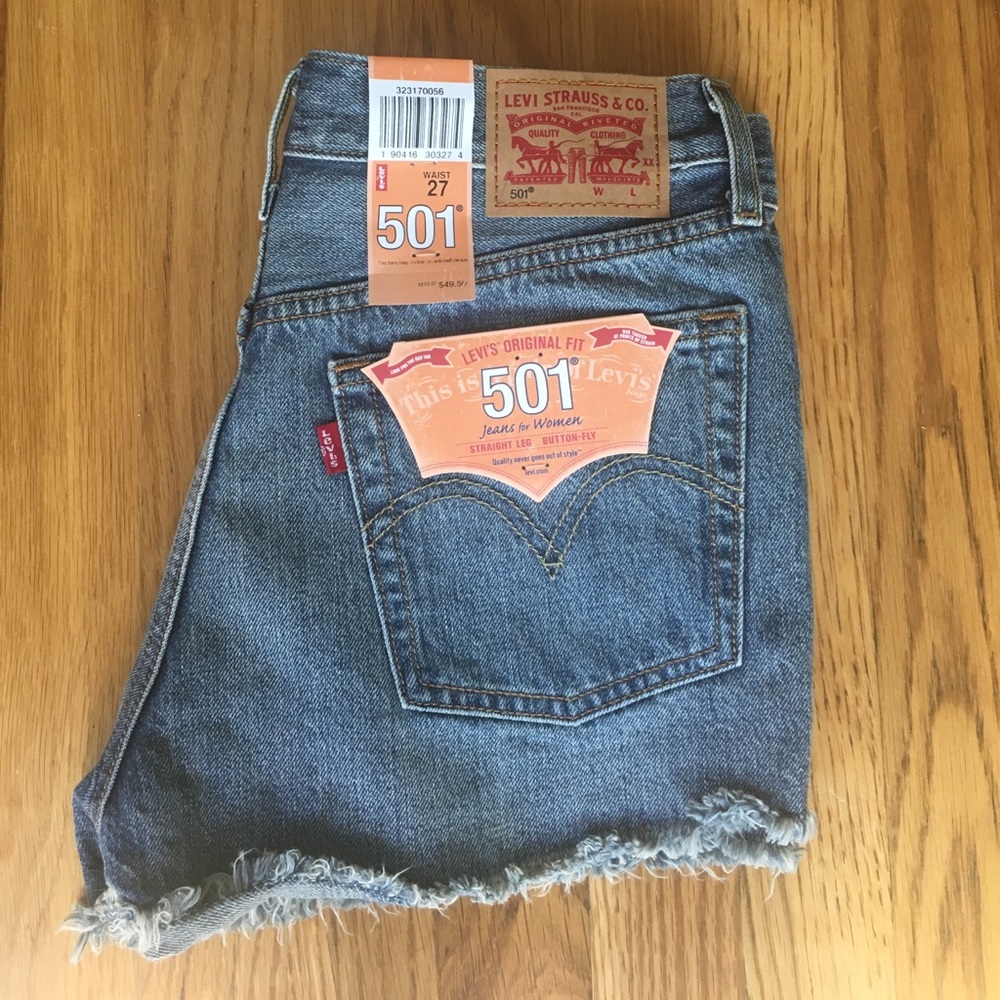 💙 NWT Levi's 501 Cutoff Shorts