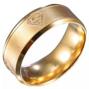 Gold Stainless Steel SUPERMAN Insignia Emblem Embossed Engraved 8mm Band Ring