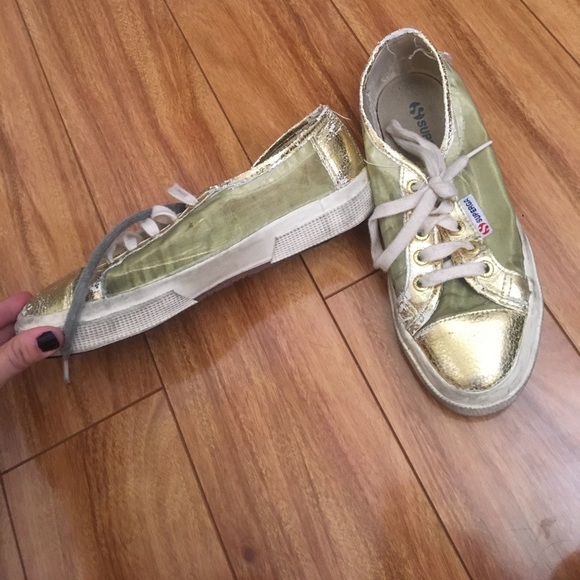 Gold supergas, open to offers!! - Picture 2 of 3