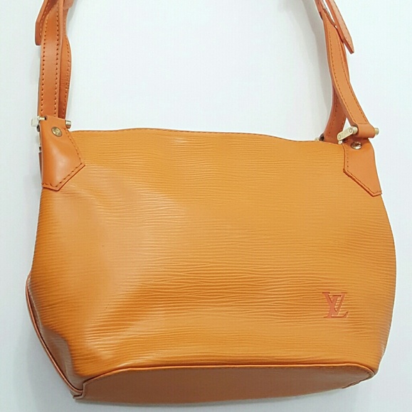 ⤵⤵Sold Addl Pictures LV Mandara PM - Picture 6 of 8