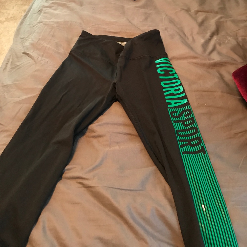 Victoria secret sport capris