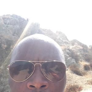 Meet your Posher, Charles