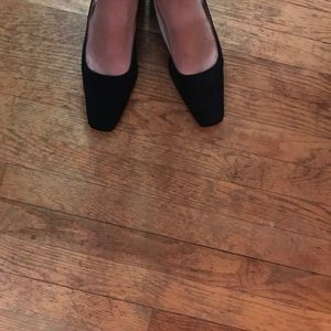 Nina Size 12 Sling backs . Navy, 2 inch heel Nina Size 12 Sling backs . Navy, 2 inch heel