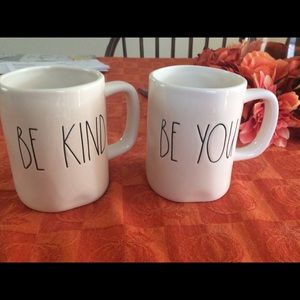 Rae Dunn mugs