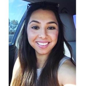 Meet your Posher, Melissa