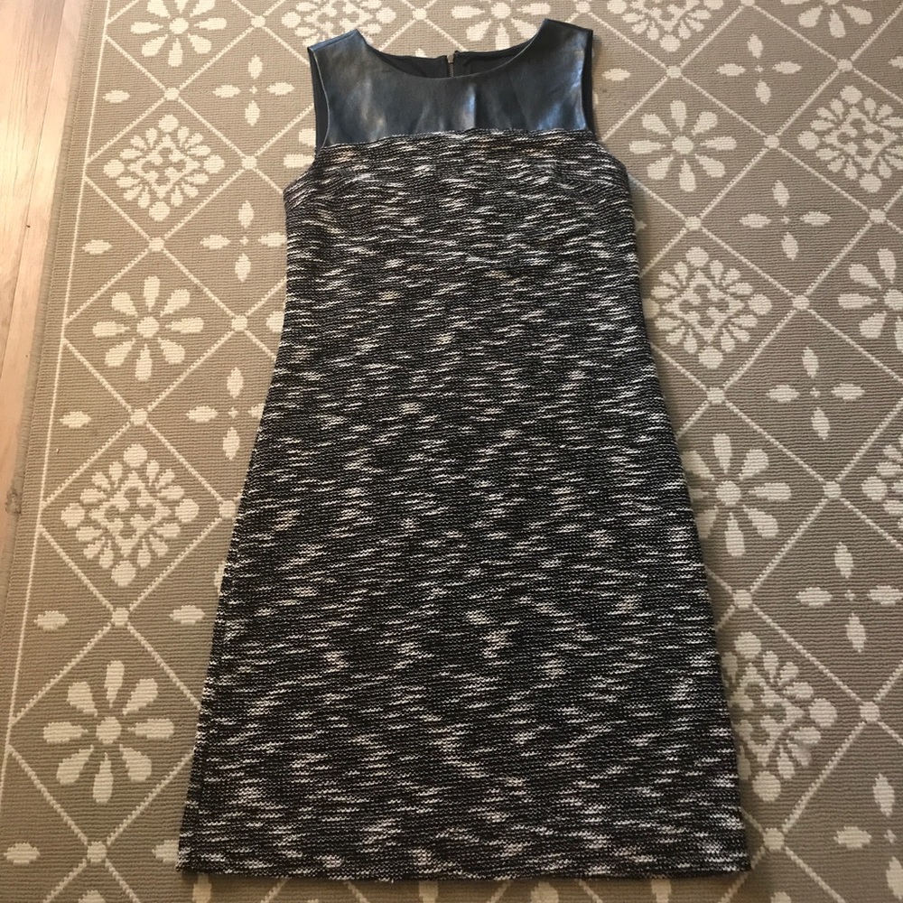 🌟 Cynthia Rowley Black Shift Dress