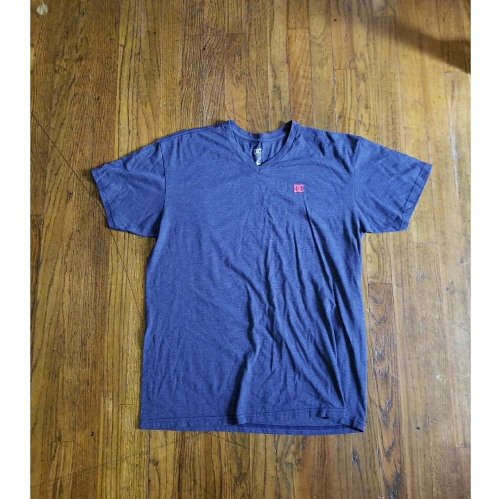 DC V-neck