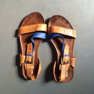Steve Madden Flat Leather Sandals